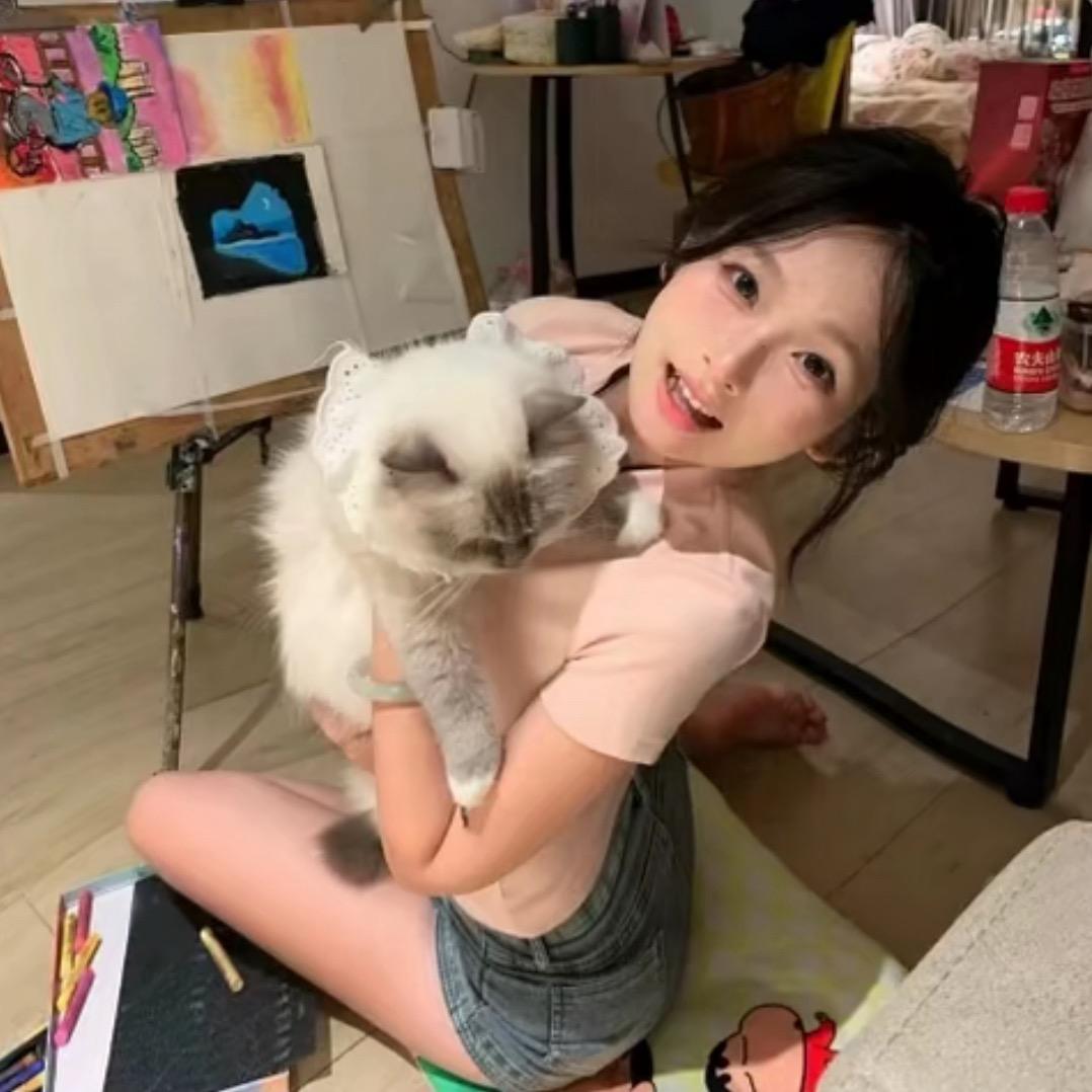 只只猪猪🍀