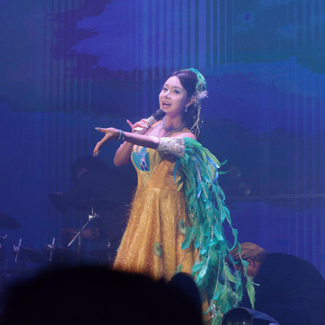 金美美JMM