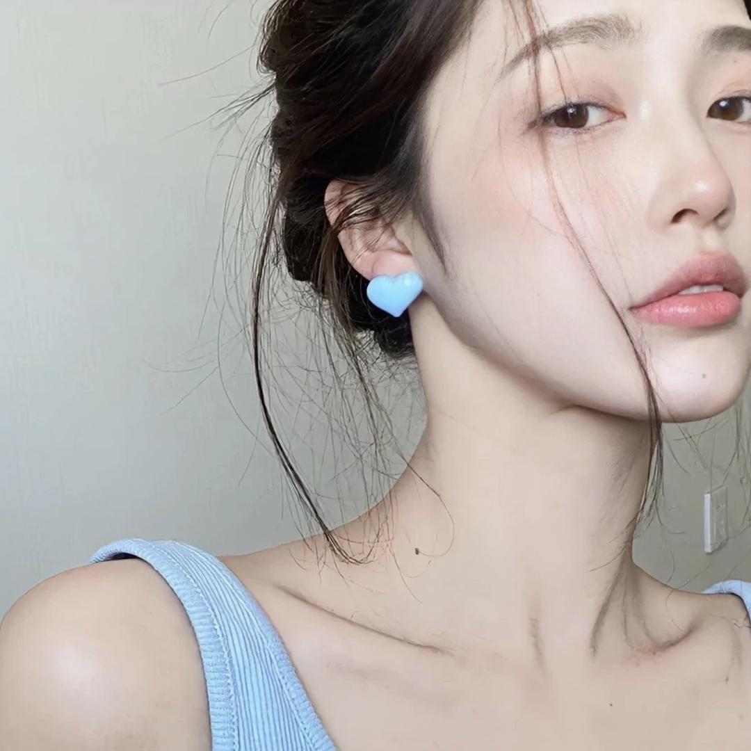 ～