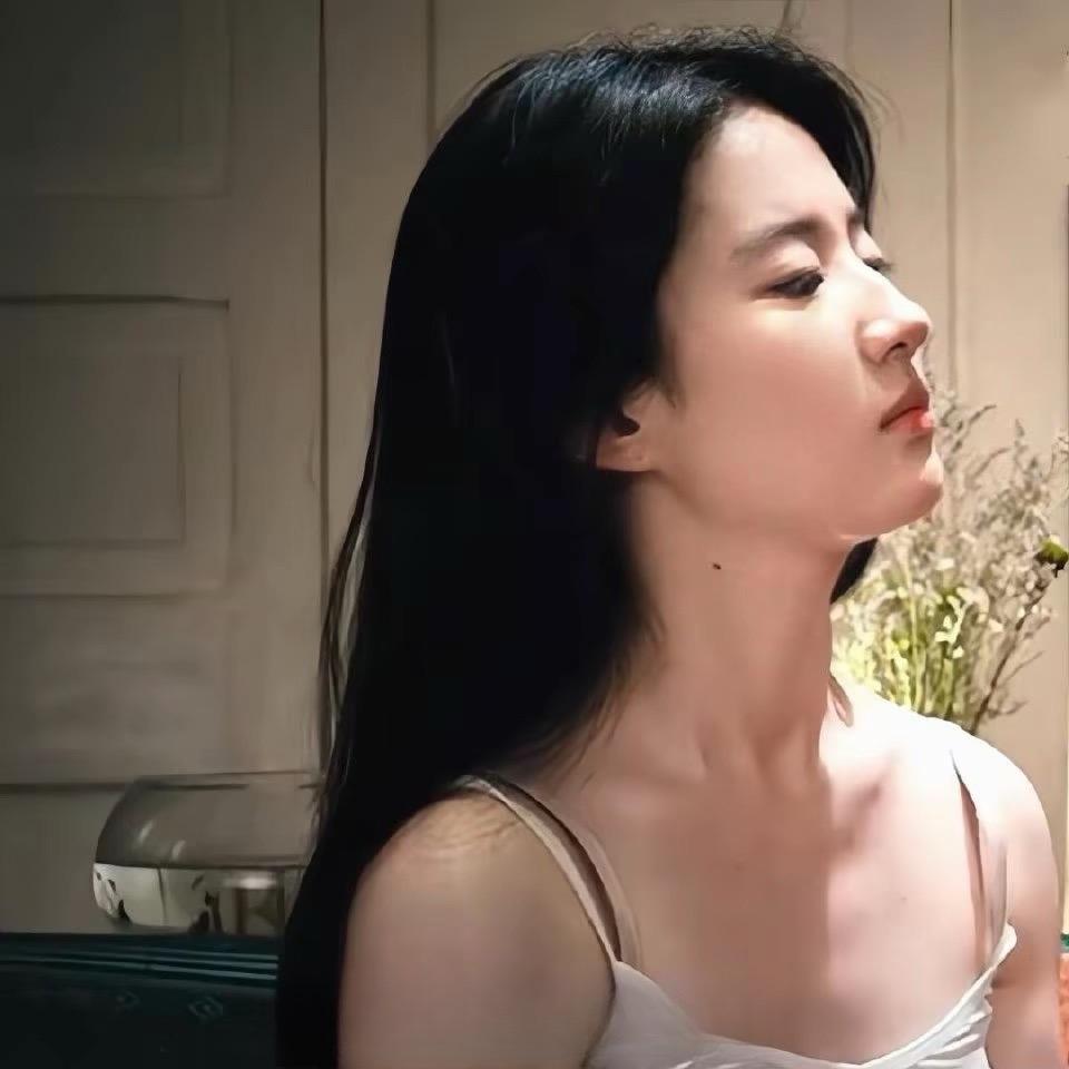 别惹我小心踹鼠你