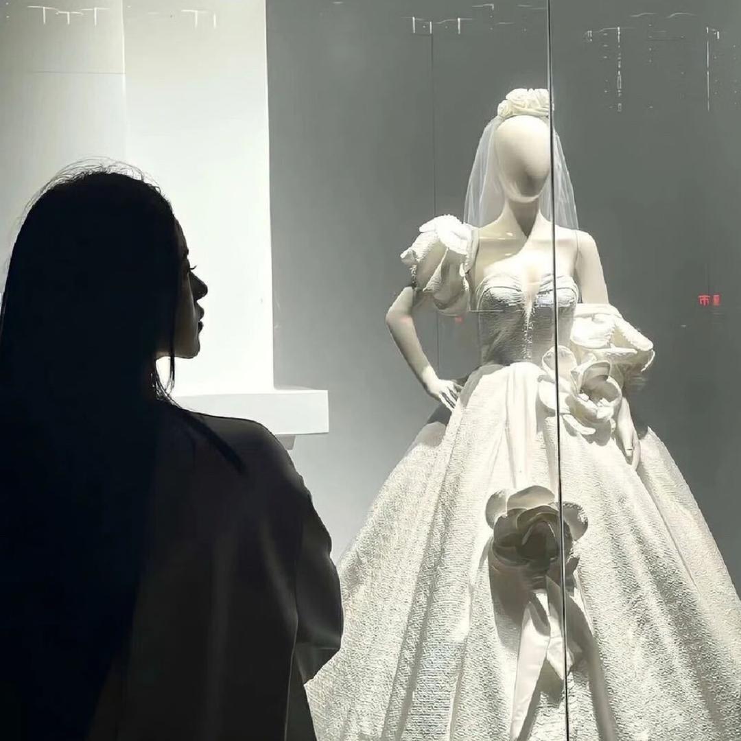 祢最珍贵👑