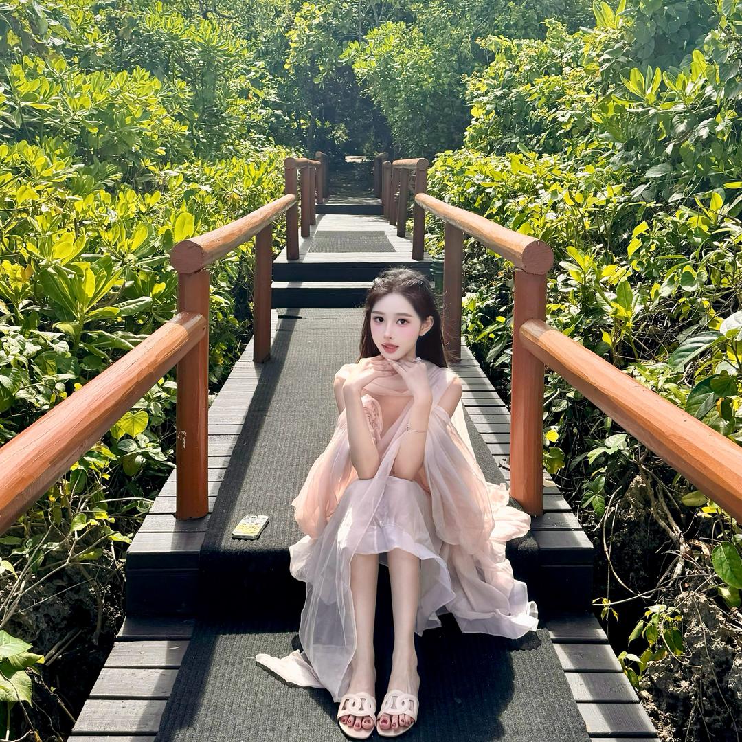 别跟我说话