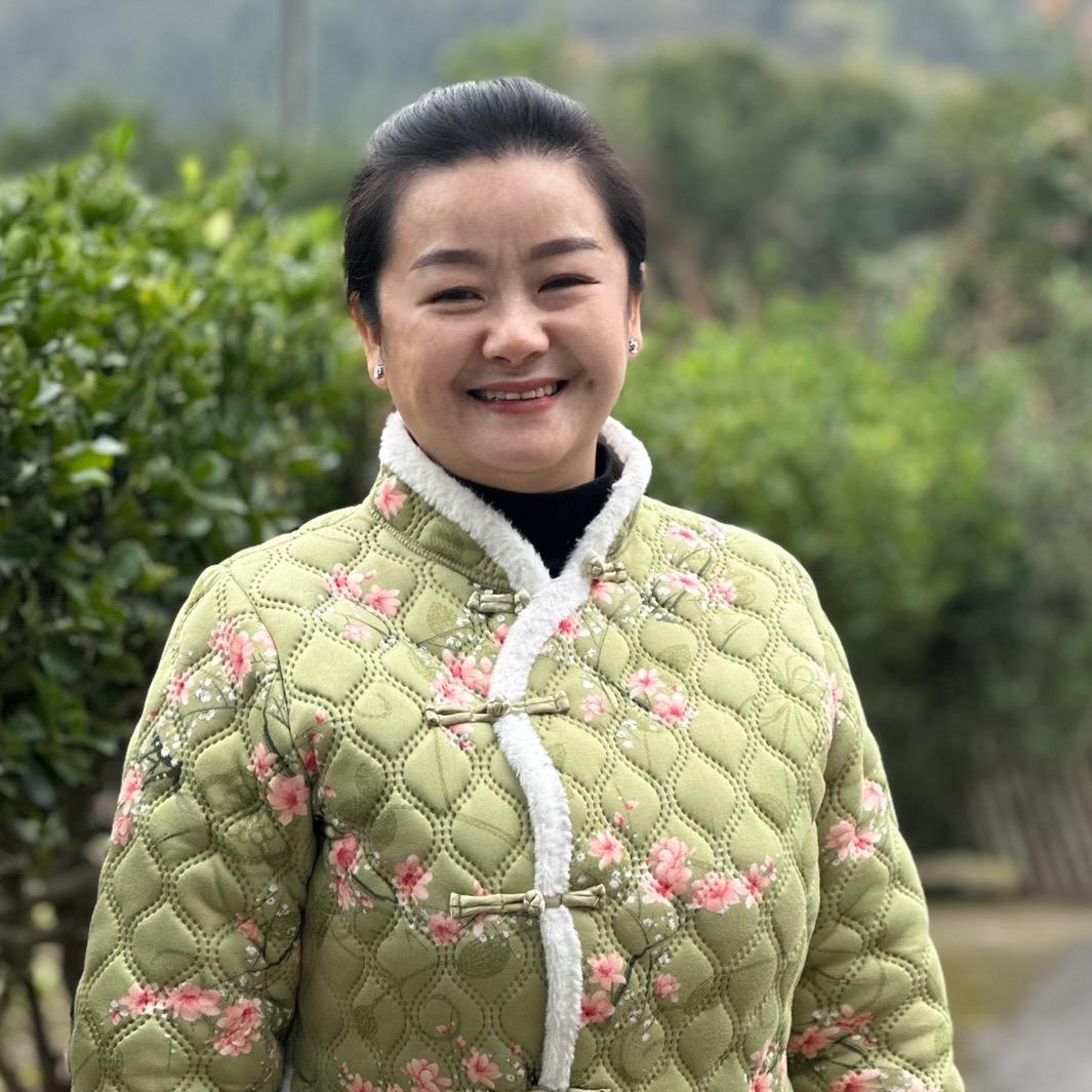 乡村素霞