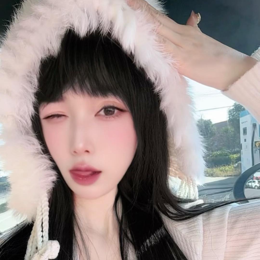 依依