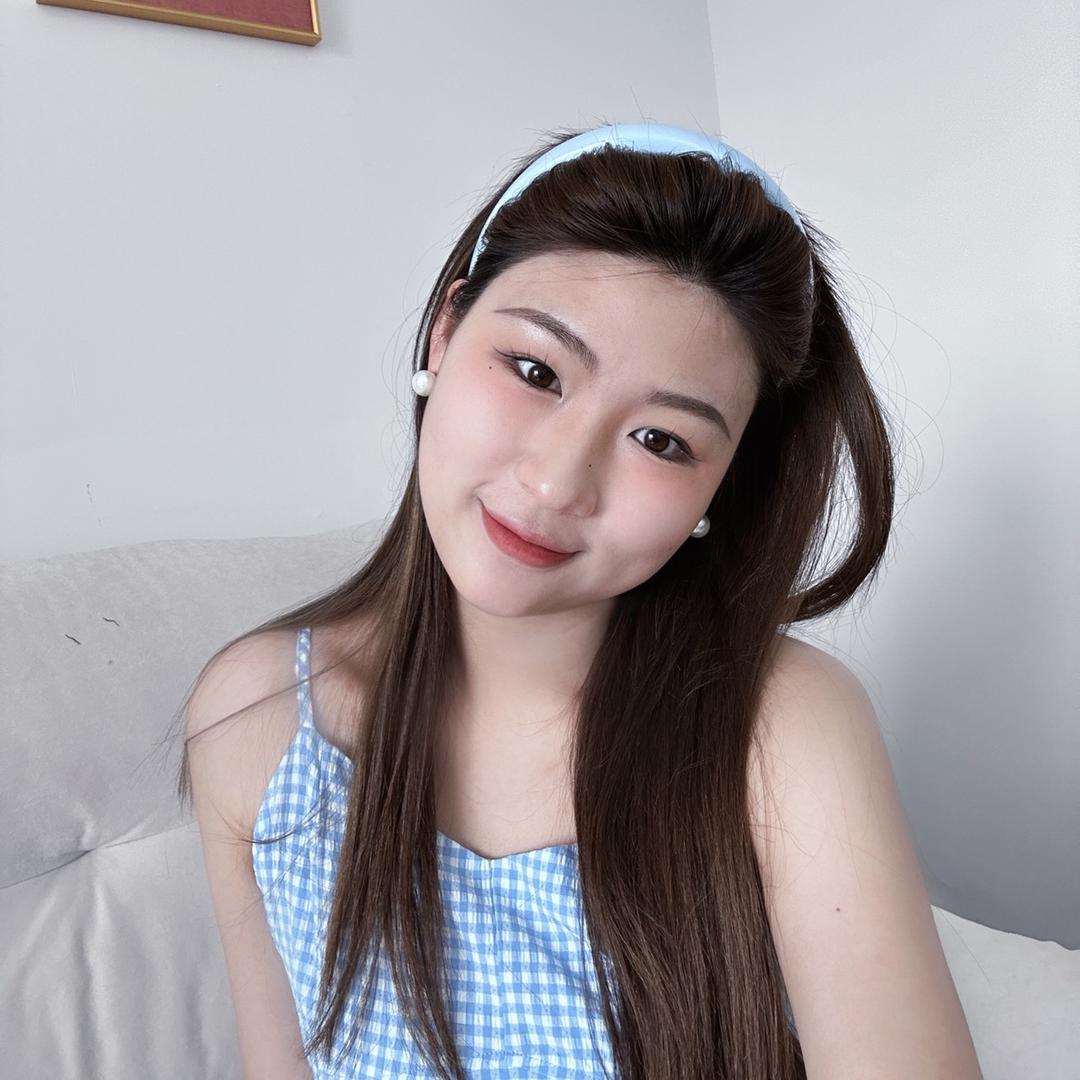 一米七的张美娜💫