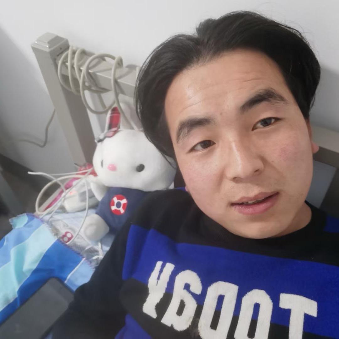 $小卢同学