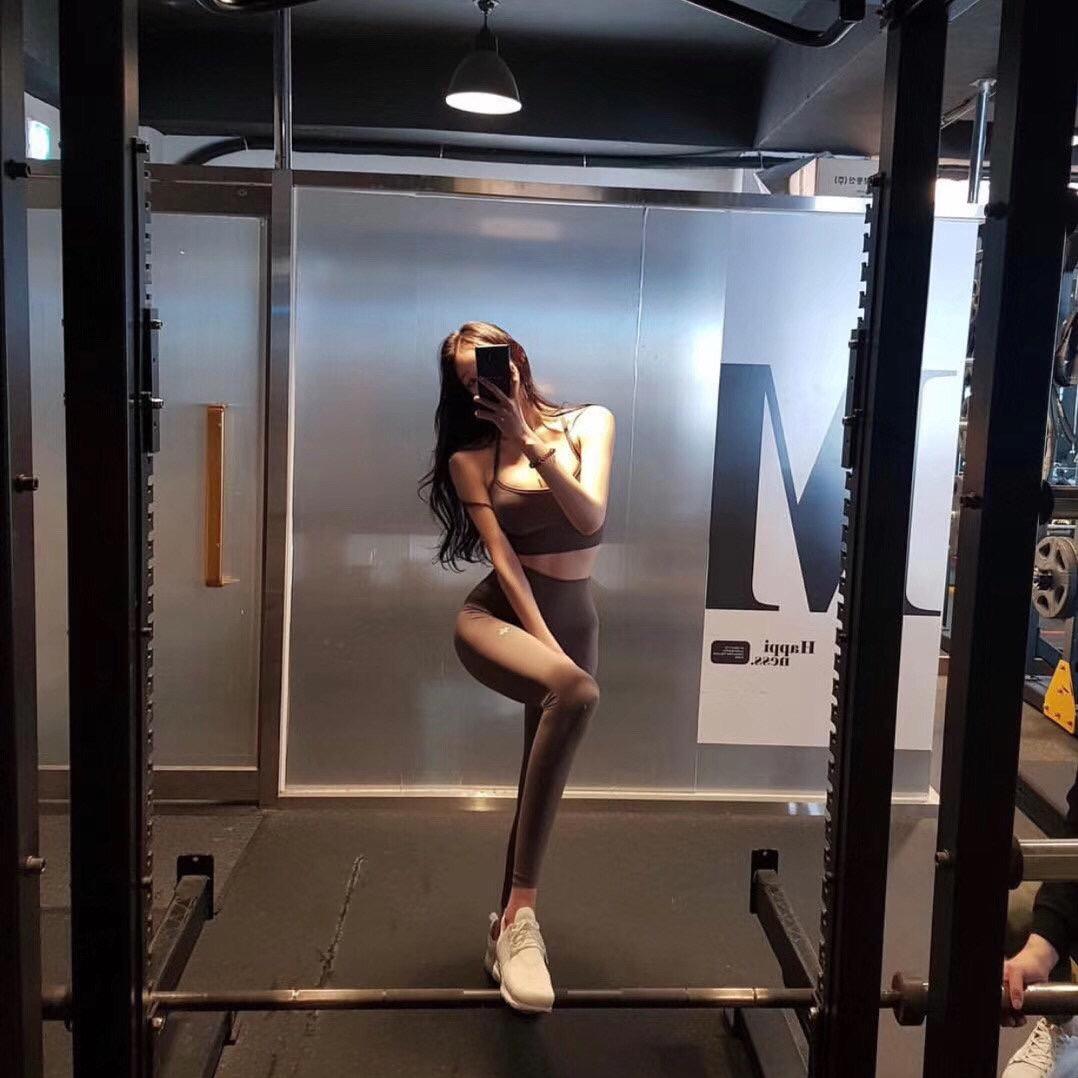 小Y_