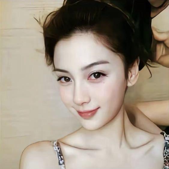 诺诺有点饿.