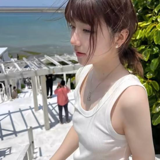 8个贝壳