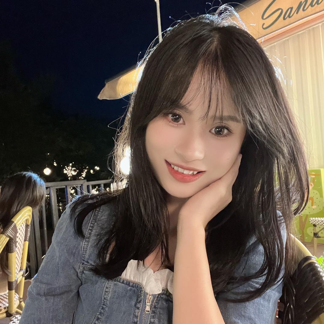 彩云（老板李小佳）