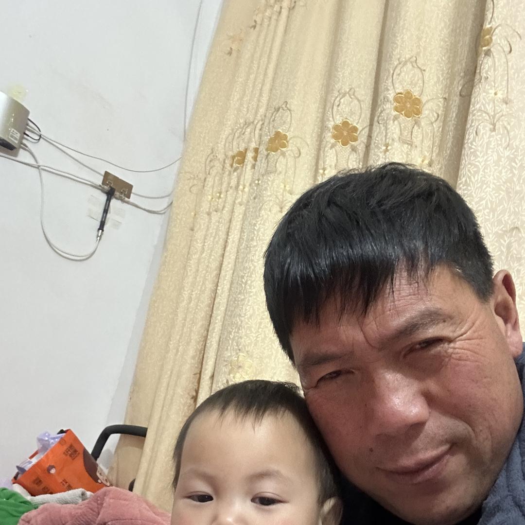 蓝牌二手货车行