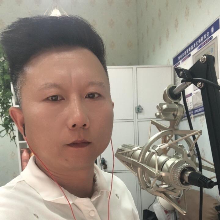 托尼    龙哥