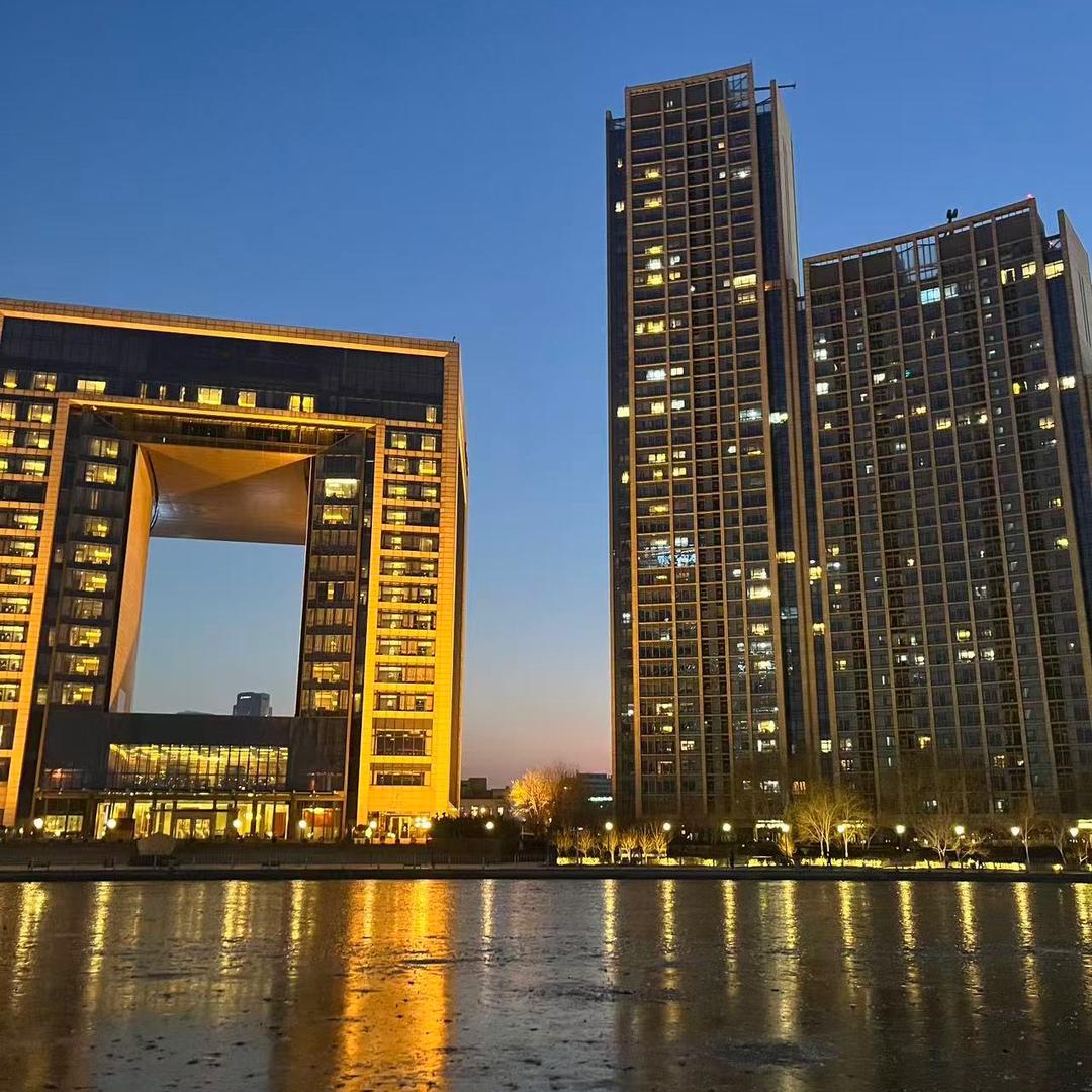 球场凌封小助理