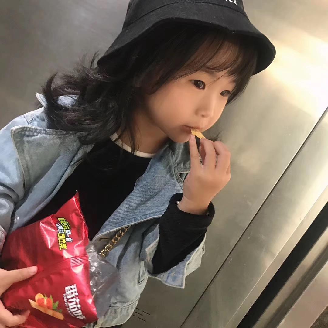 卖童装的徐璐
