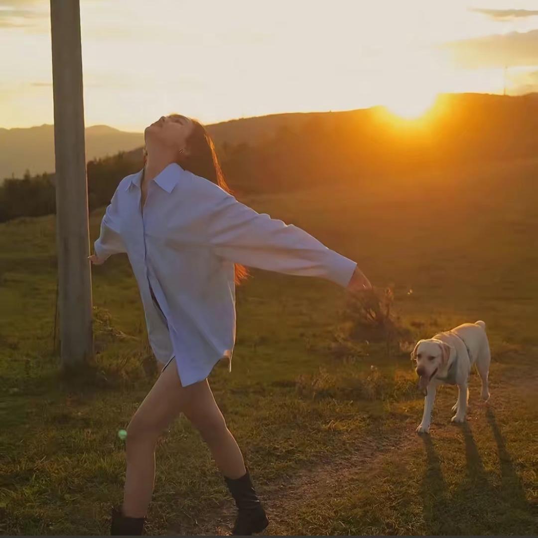 T.💛