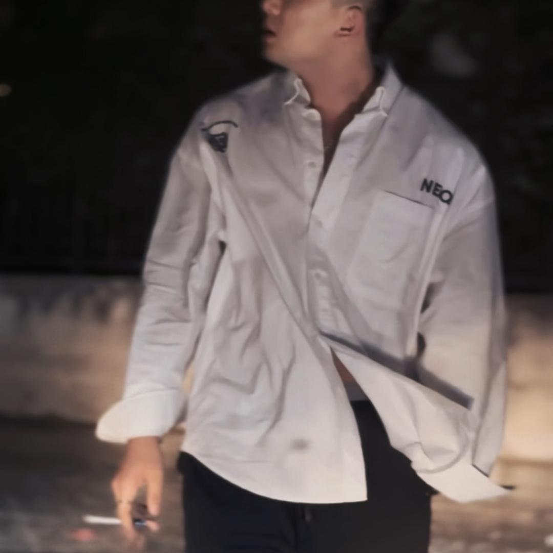 大伟并不大