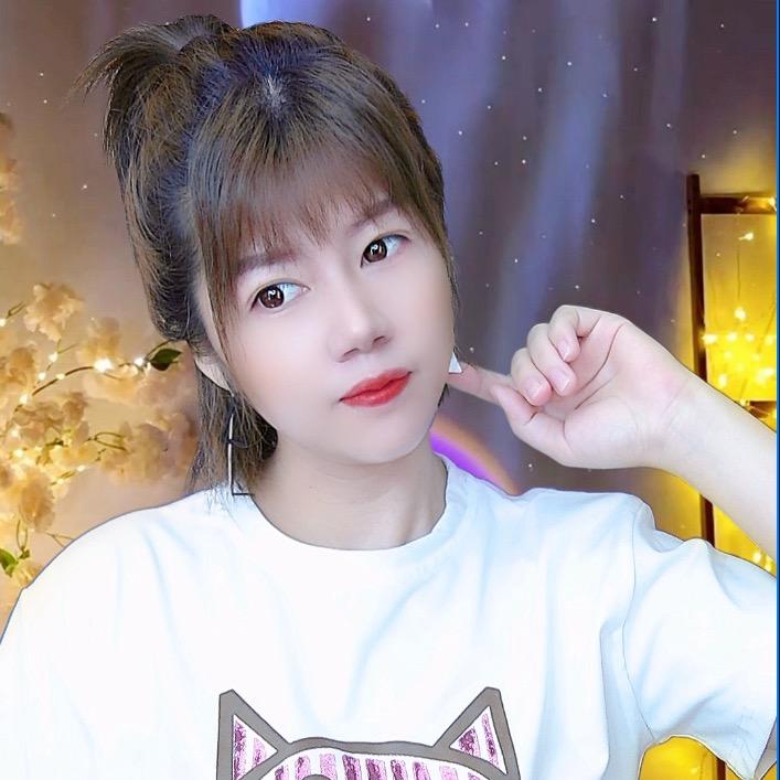 姗姗爱唱歌🎤