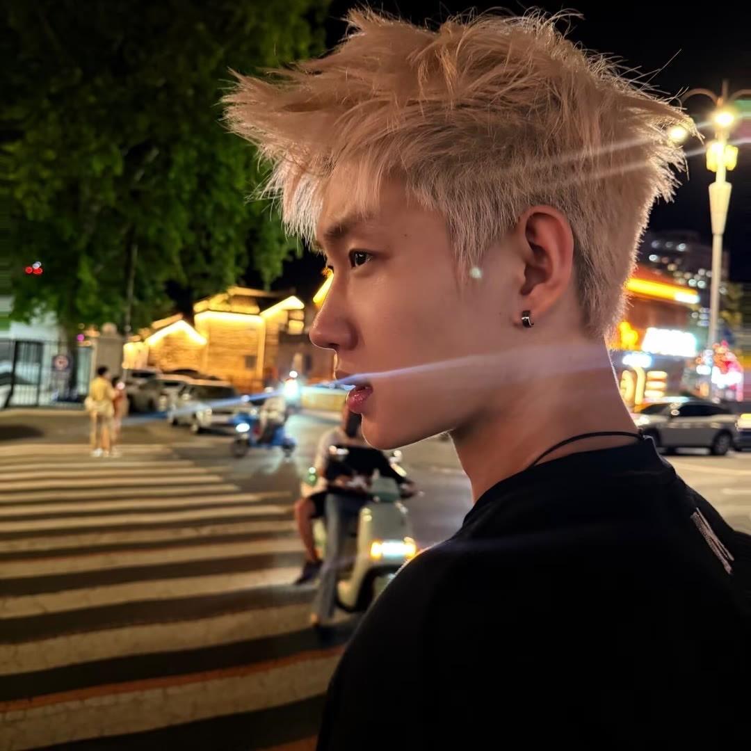 ㅤ  ㅤㅤ