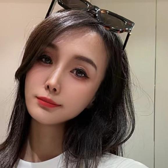 我叫艾蔻韵夜