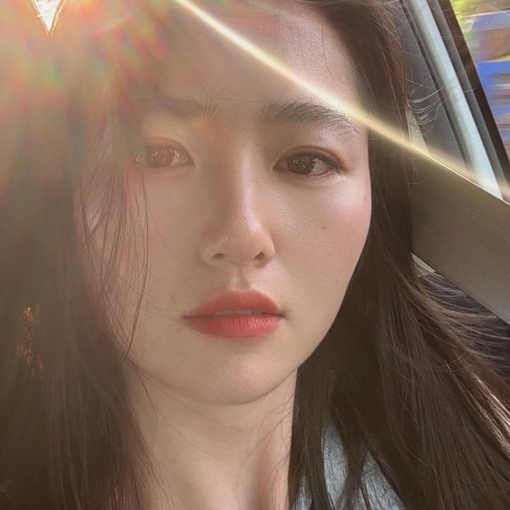 半斤梨（在逃贵妃小号）