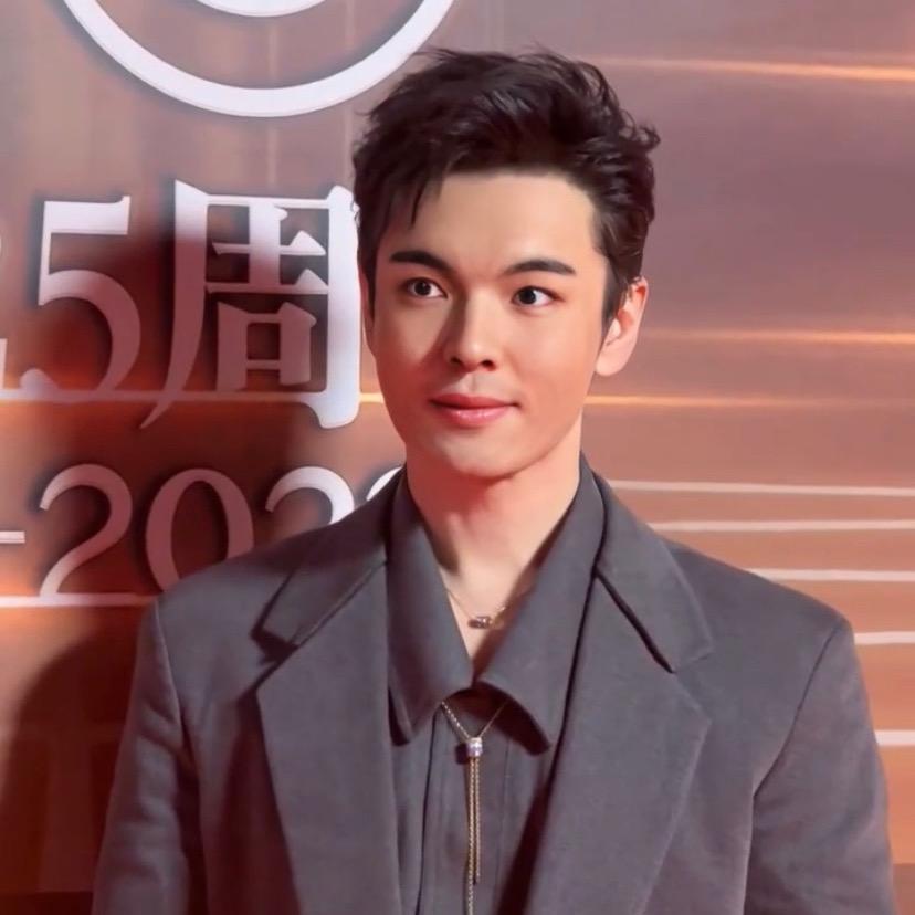 @李少