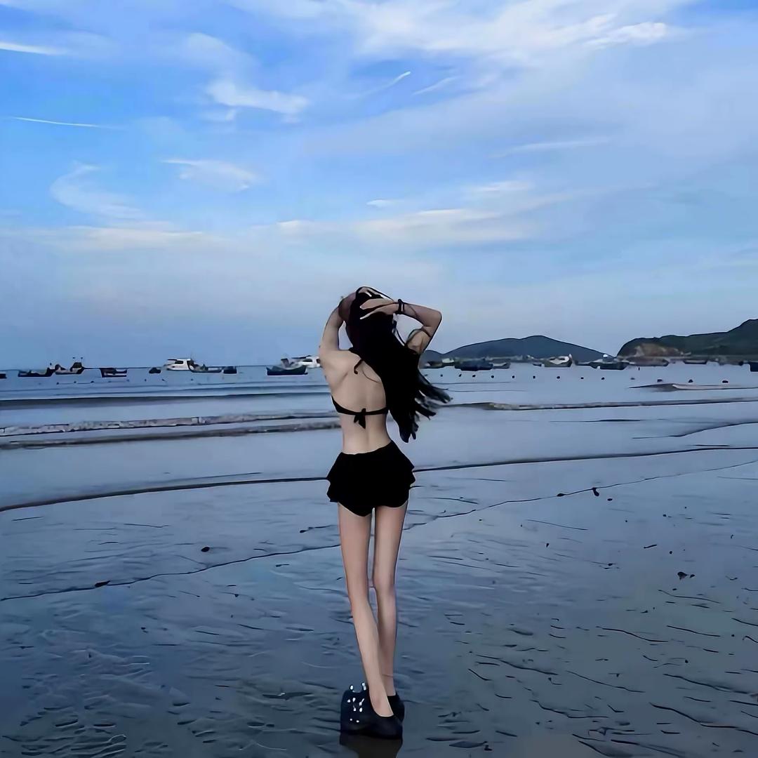 女