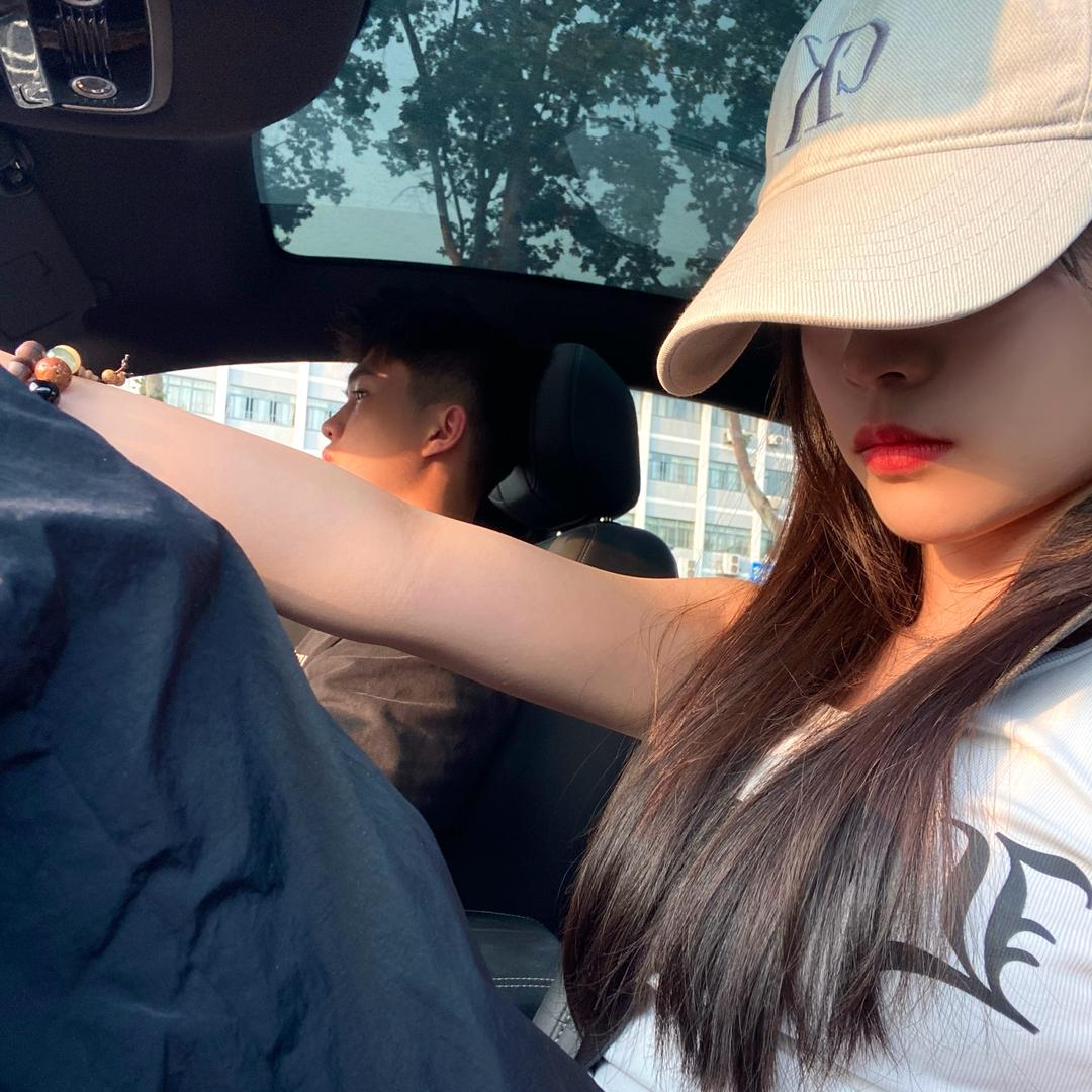 小欣和大猪🫶🏻