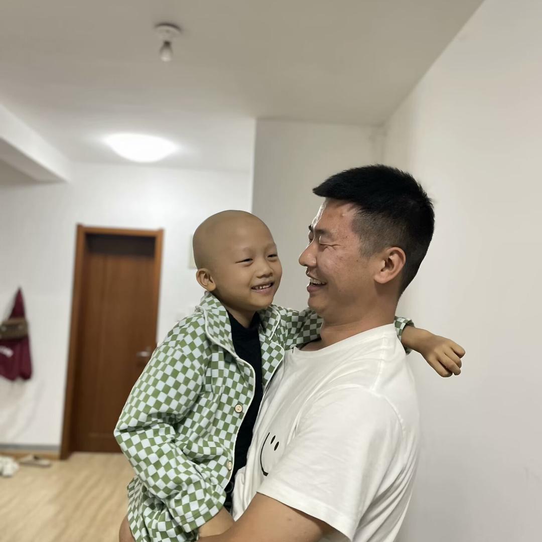 菡菡爸爸（星光守护）