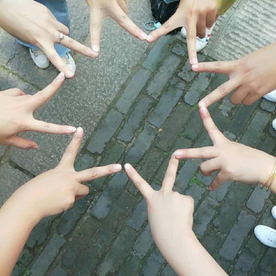 敏敏周