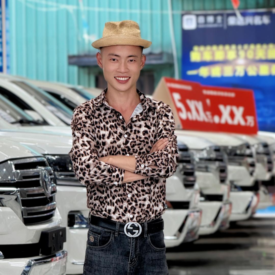 四川霸道酷路泽总部《卷王》