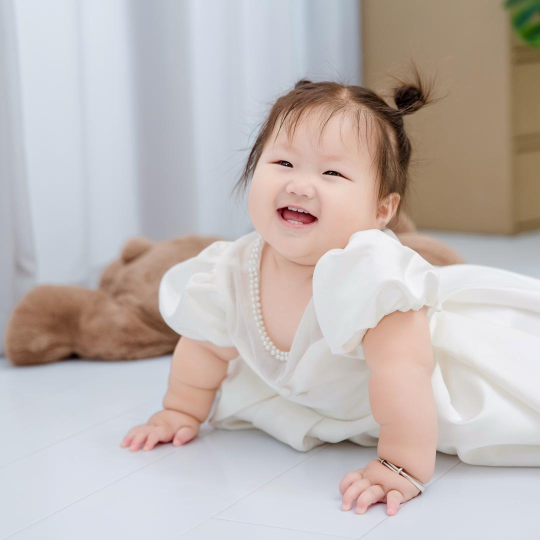 艺馨(小名恩恩）