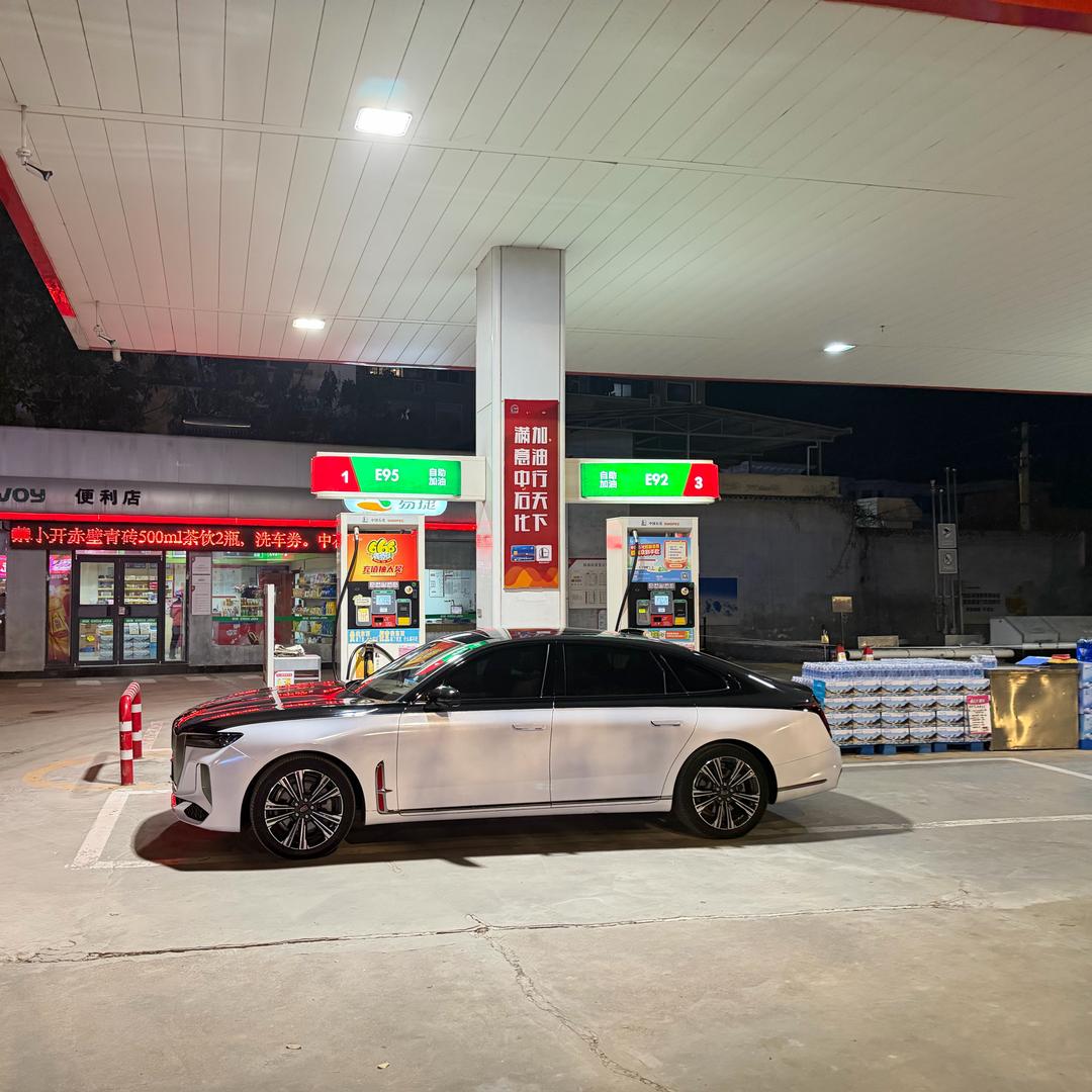 洛宁婚车(个人车)张老板. 私人定制