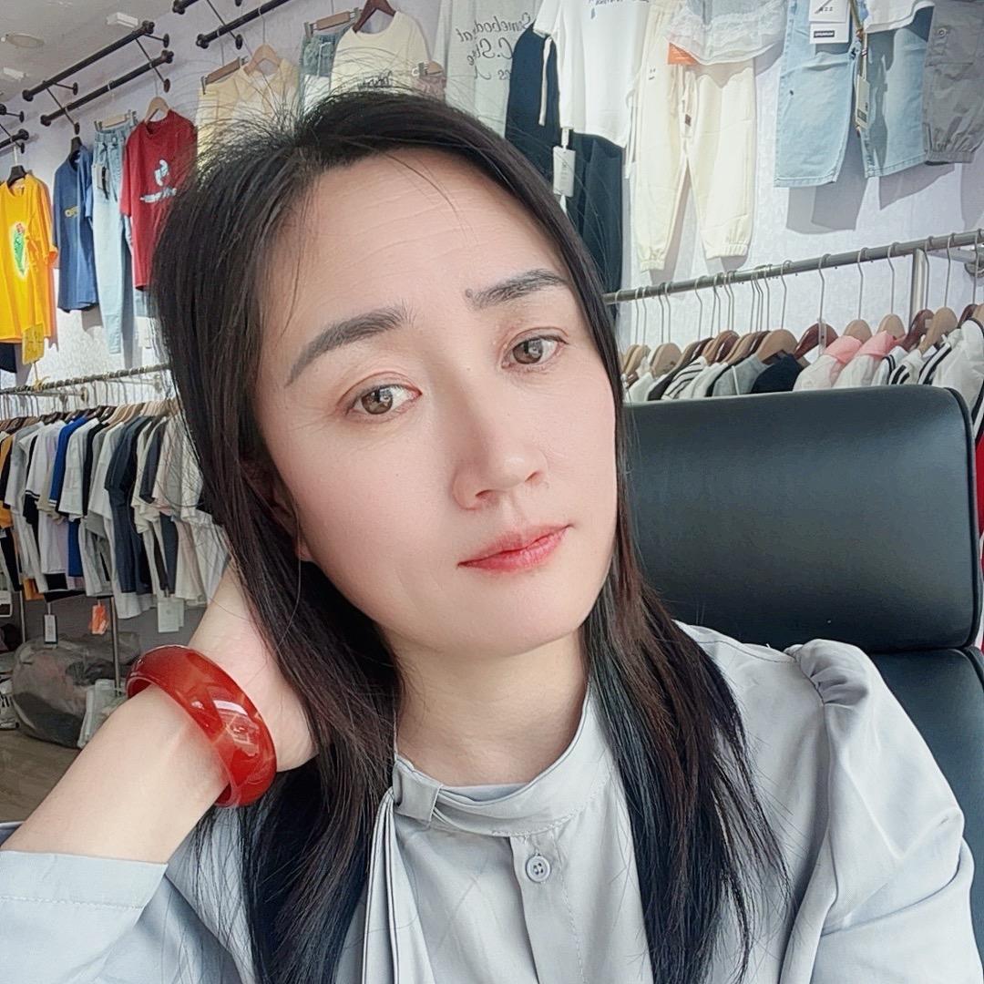 金色童年童装、青少年装