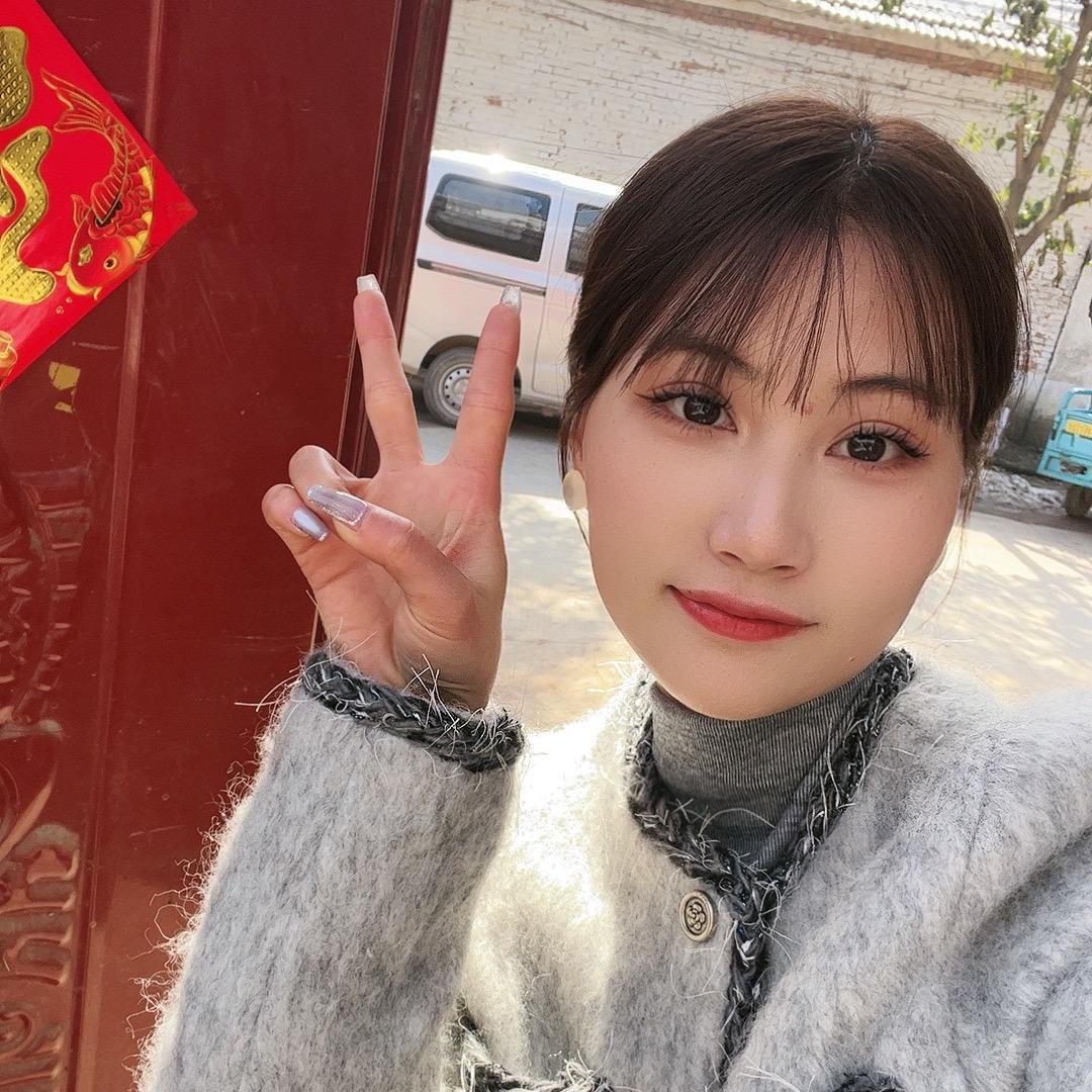 桃桃吖