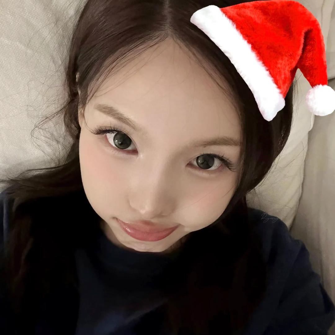 ᅠᅠᅠᅠ𝒞𝒸