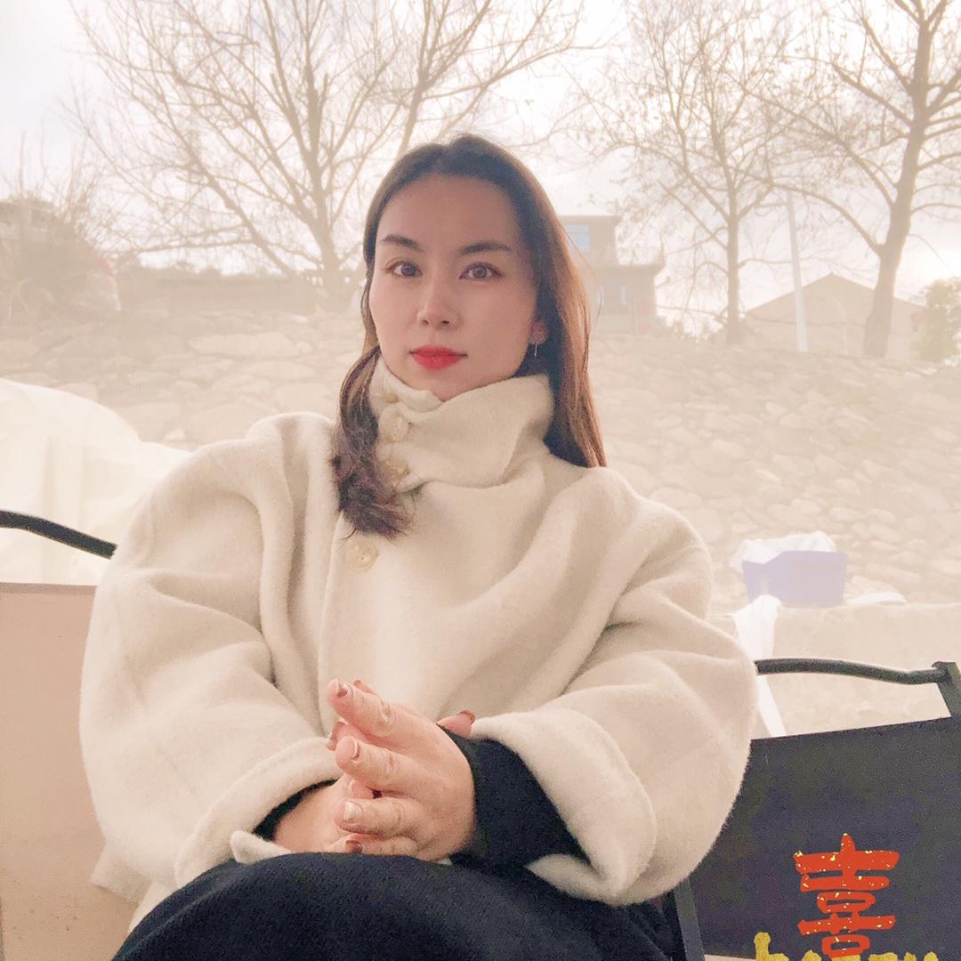 云淡风清 溪水长流