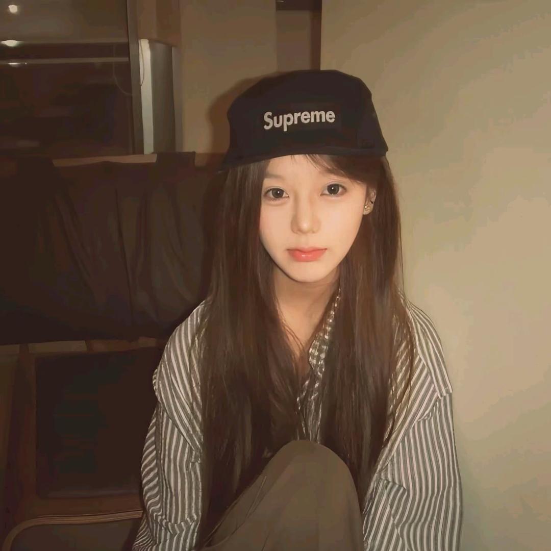 人傻嘴不甜还没钱