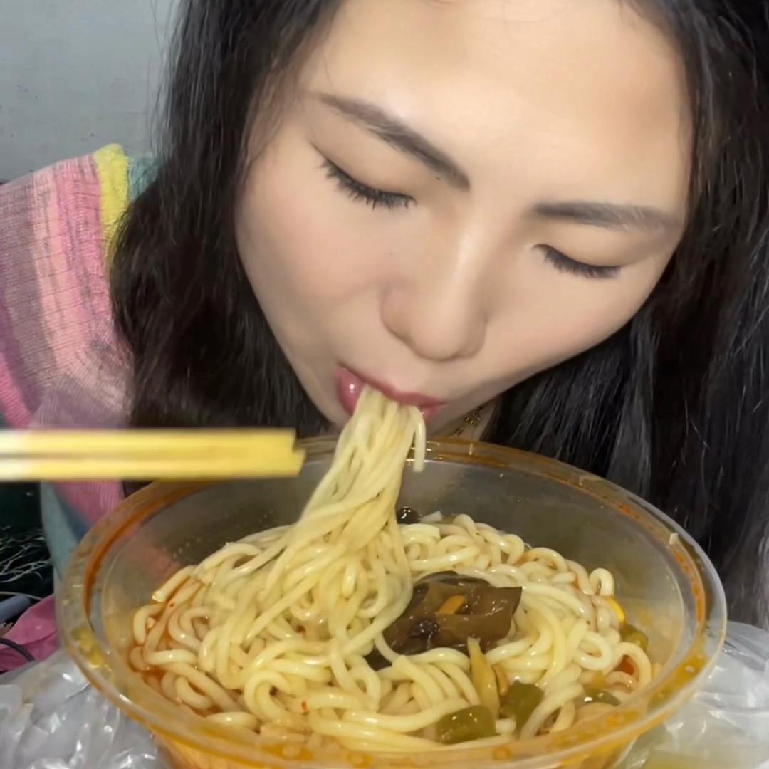吃货-球球