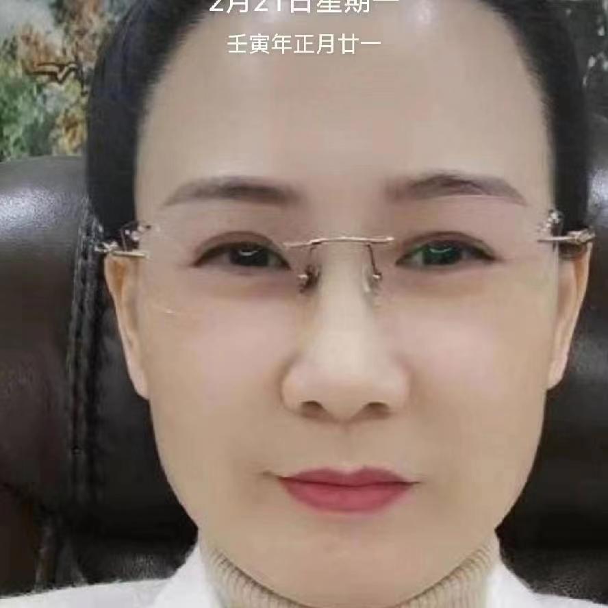 黄爱美