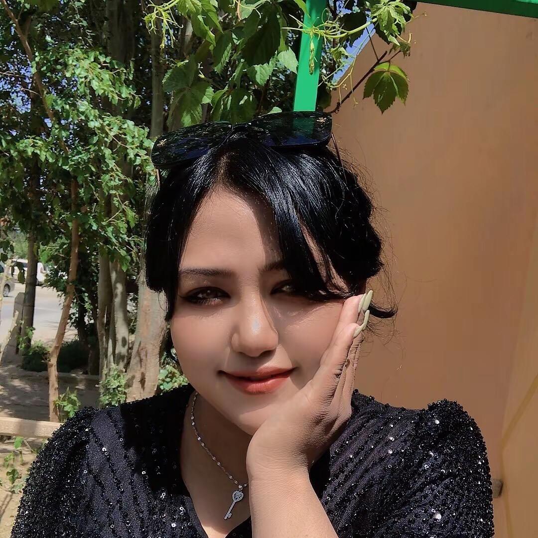 皮山古丽.干果铺