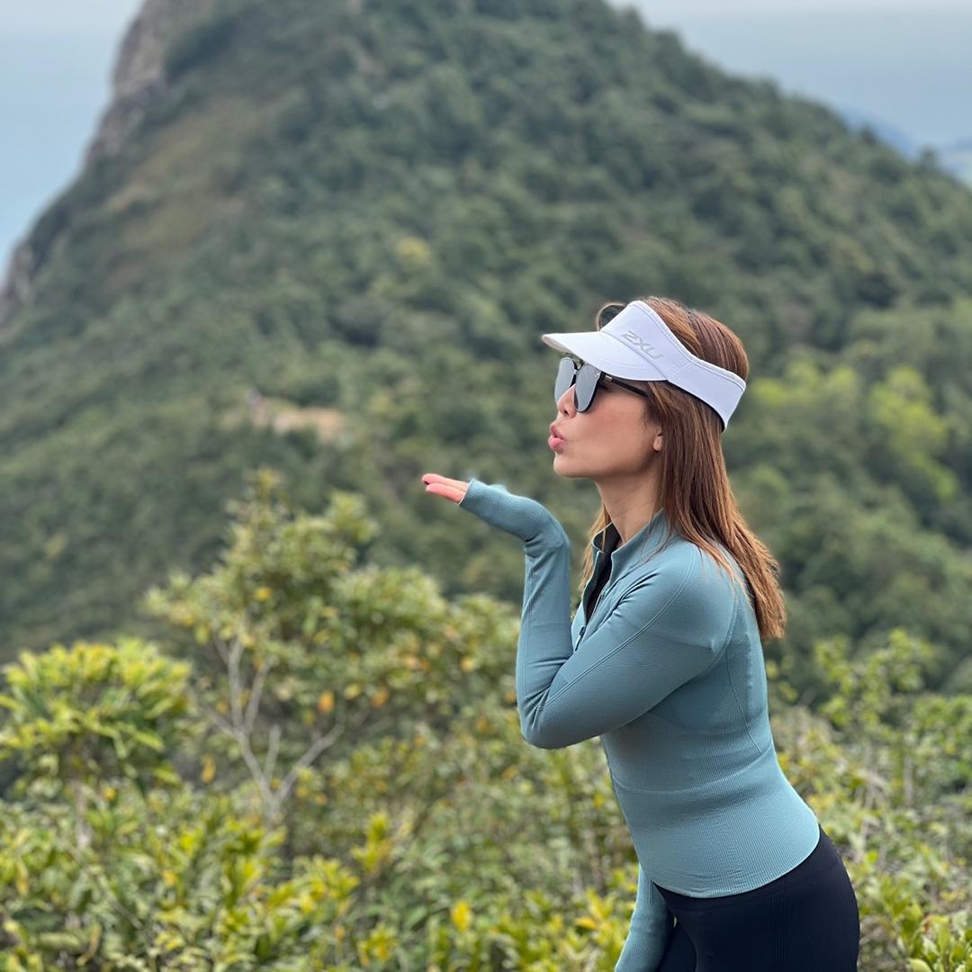 香港🦋小黑妮
