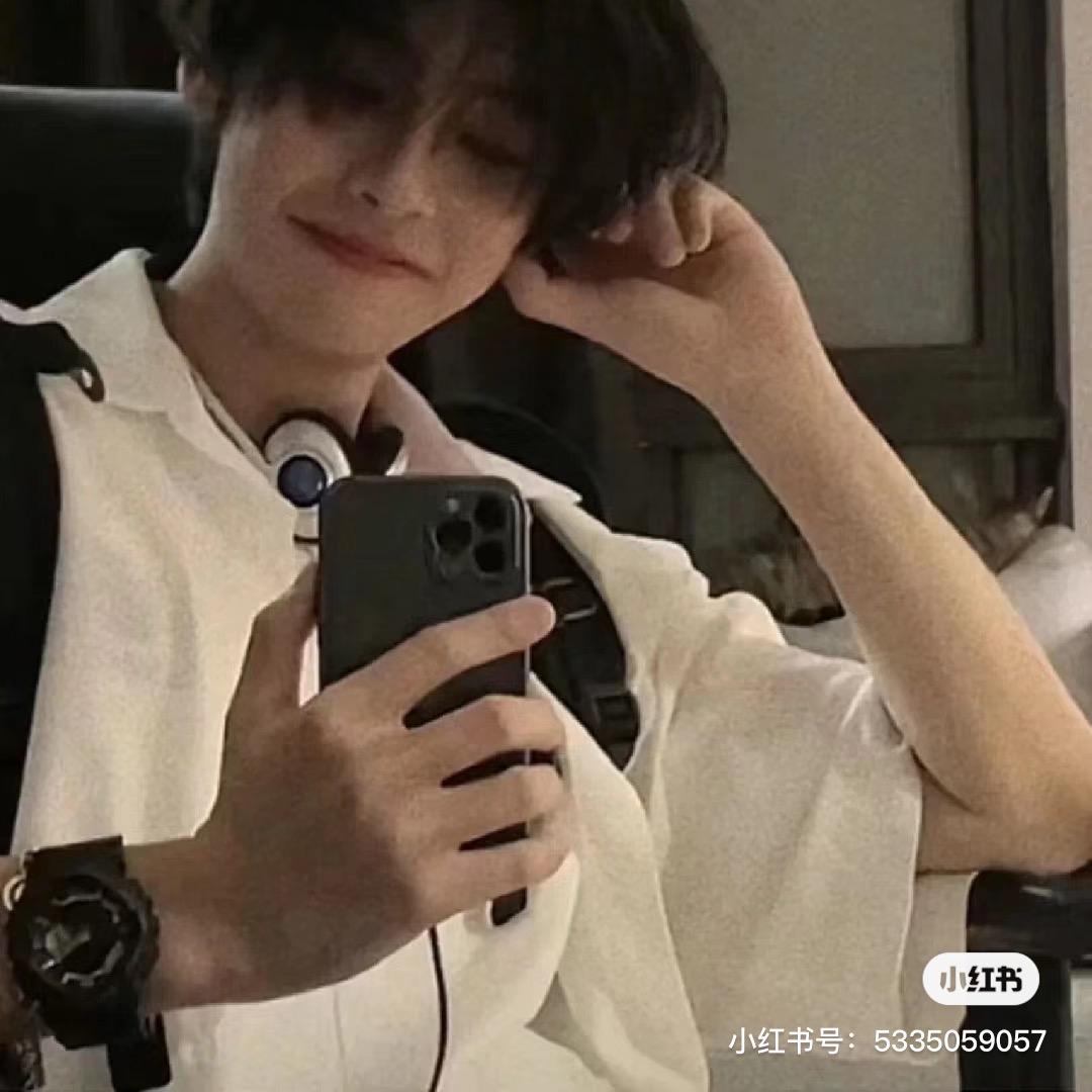 小吴同志~