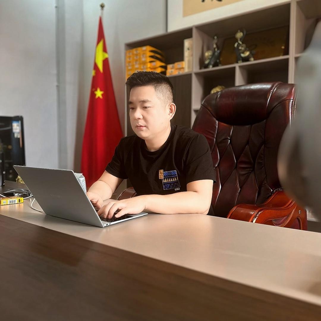 鸿健翡翠珠宝