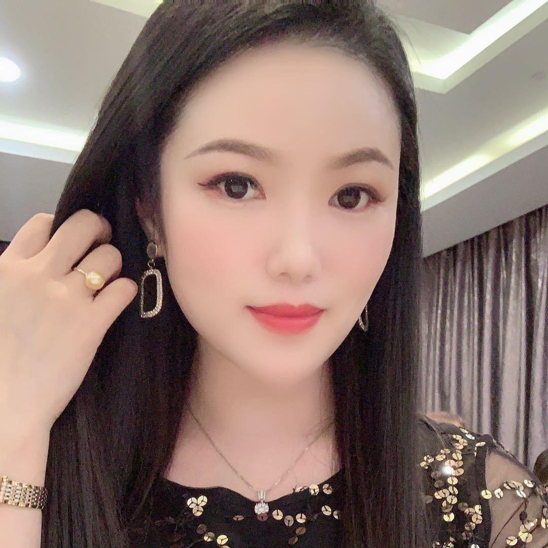 娟娟峭岐女装(橱窗有好物)