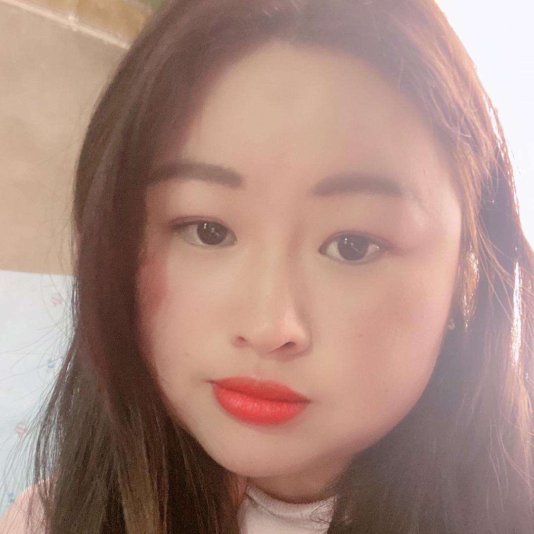 🌸摆地摊的小姐姐🤔