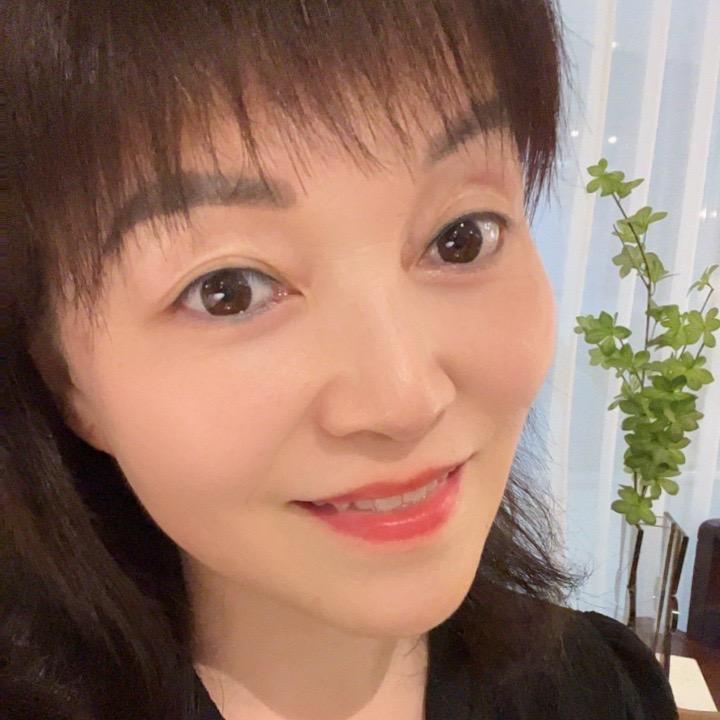 开心小姐姐😄