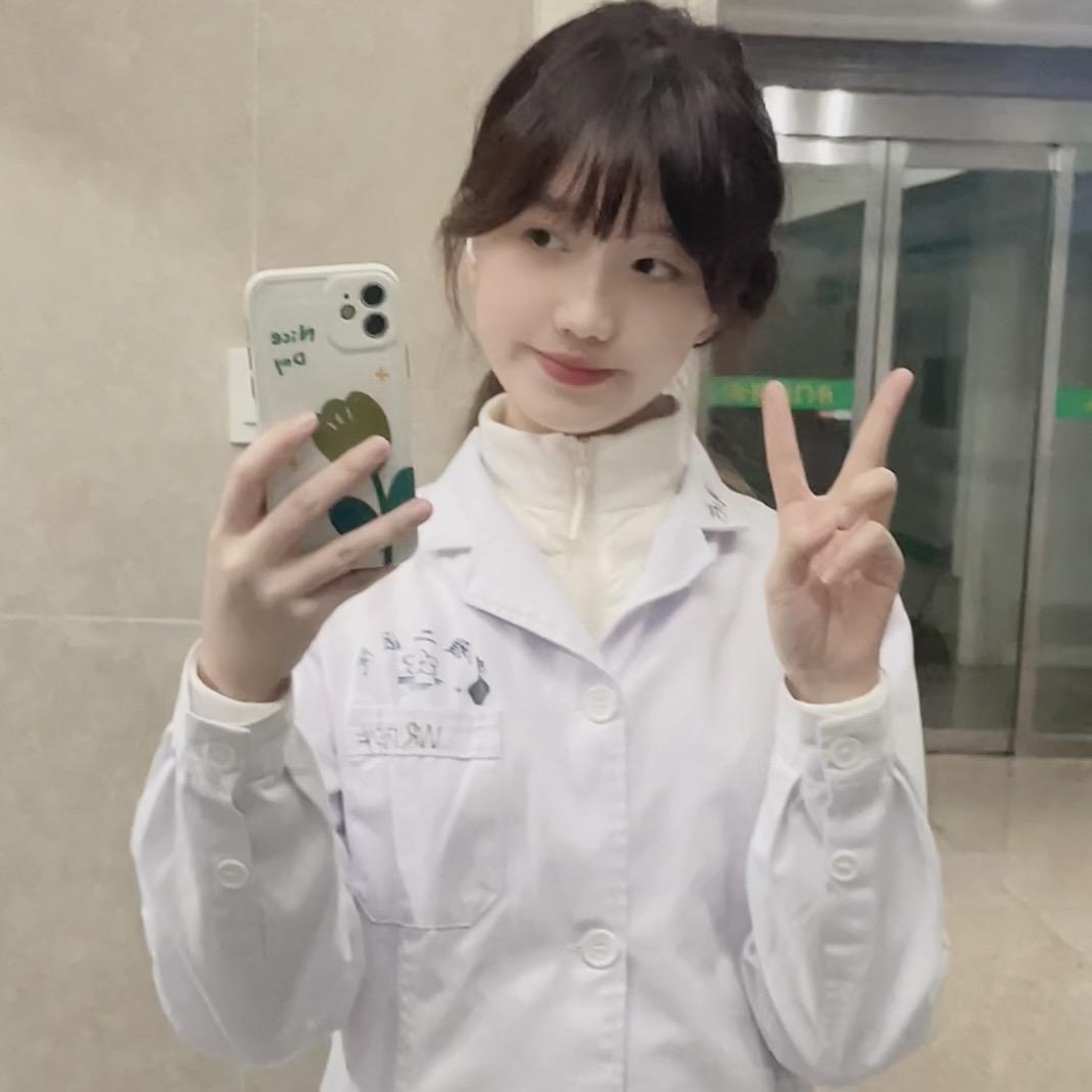 小睿努力做科研