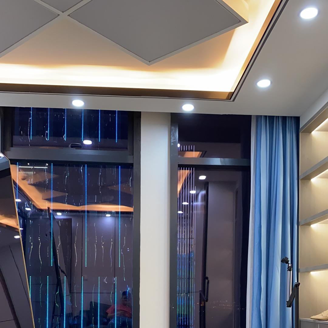 Xiang si hai深圳市黛维希商贸有限公司女鞋专卖店