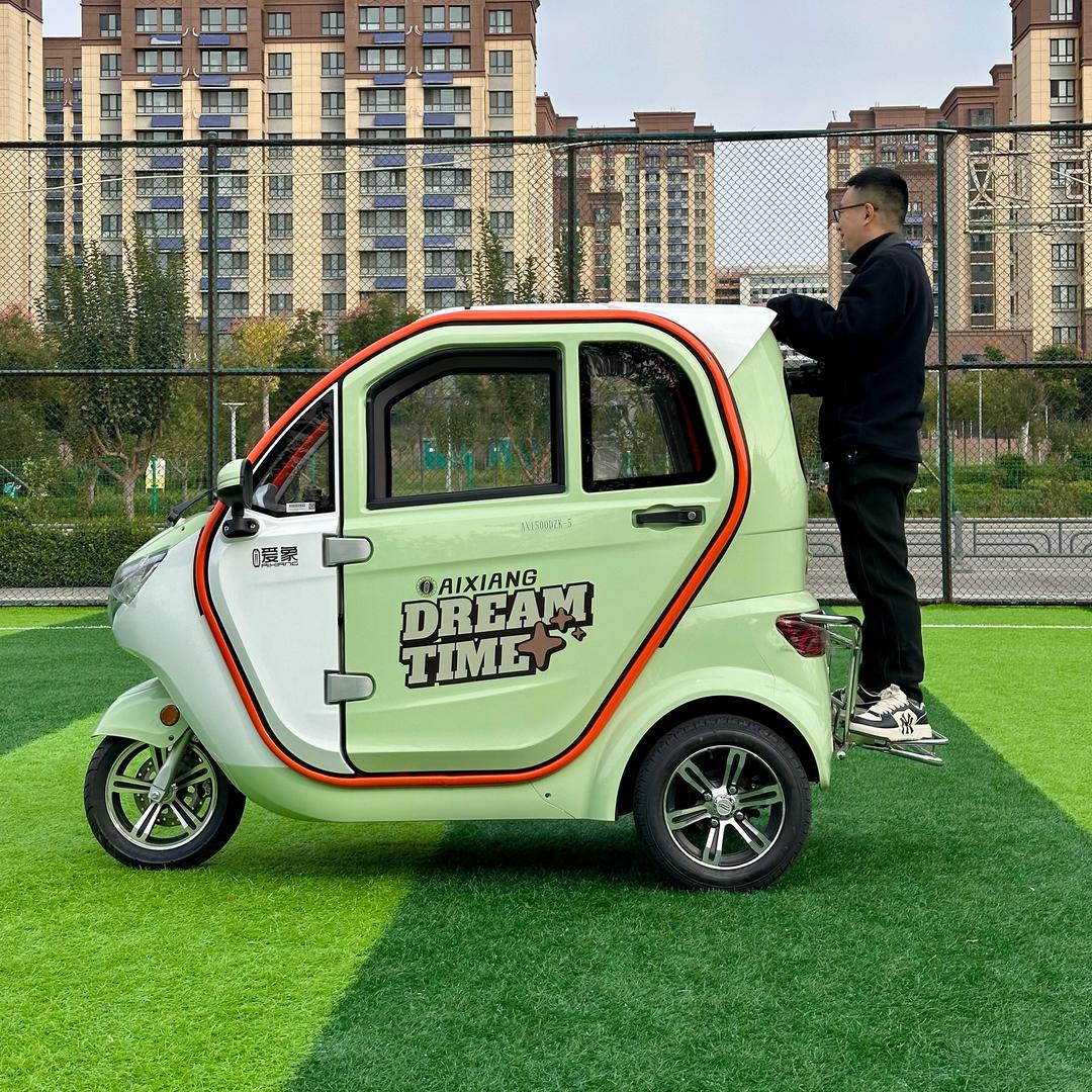 东威爱象三轮车