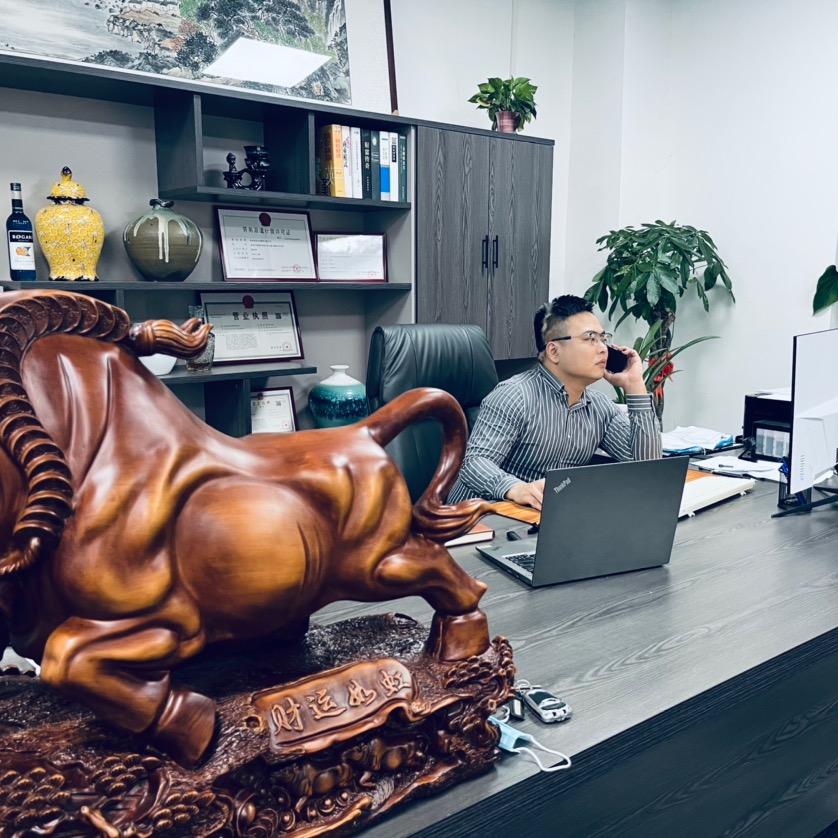 阿明（人力资源）